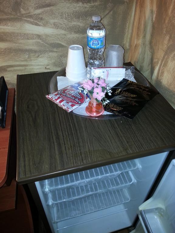 Hamilton West Lodge Bagian luar foto