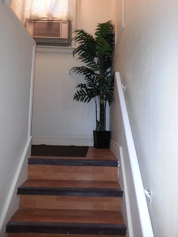 Hamilton West Lodge Bagian luar foto